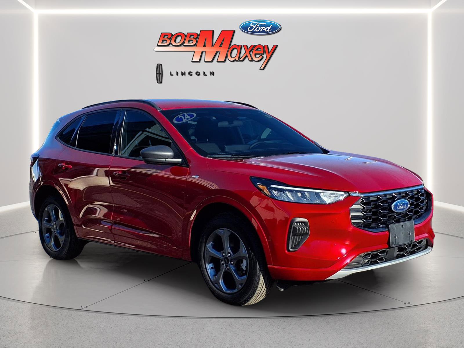 Certified 2024 Ford Escape ST-Line w/ Tech Pack #1 AWD/4WD image 3