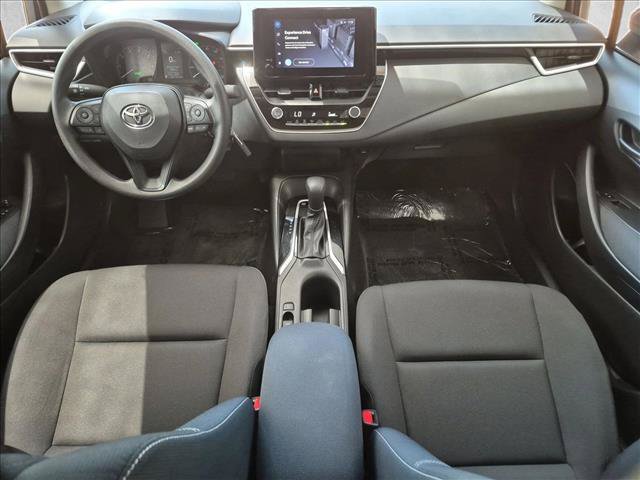 Used 2025 Toyota Corolla LE FWD image 17
