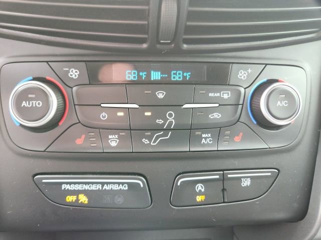 Certified 2018 Ford Escape SE w/ SE Sync 3 Package image 26