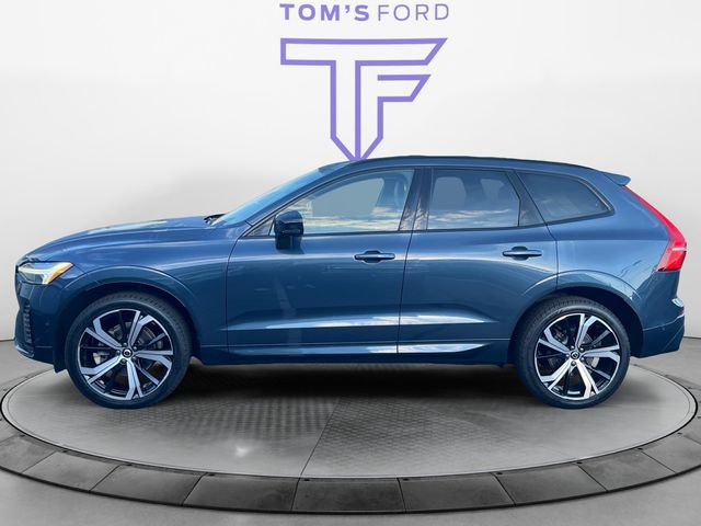 Used 2024 Volvo XC60 B5 Ultimate w/ Protection Package Premier AWD/4WD image 3
