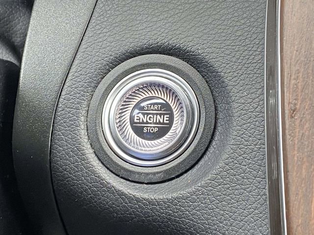 Used 2020 Mercedes-Benz GLC 300 image 29