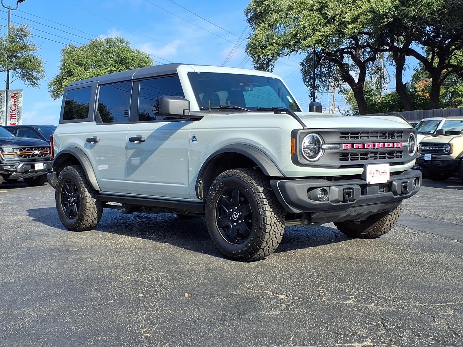 Certified 2024 Ford Bronco Black Diamond AWD/4WD image 4