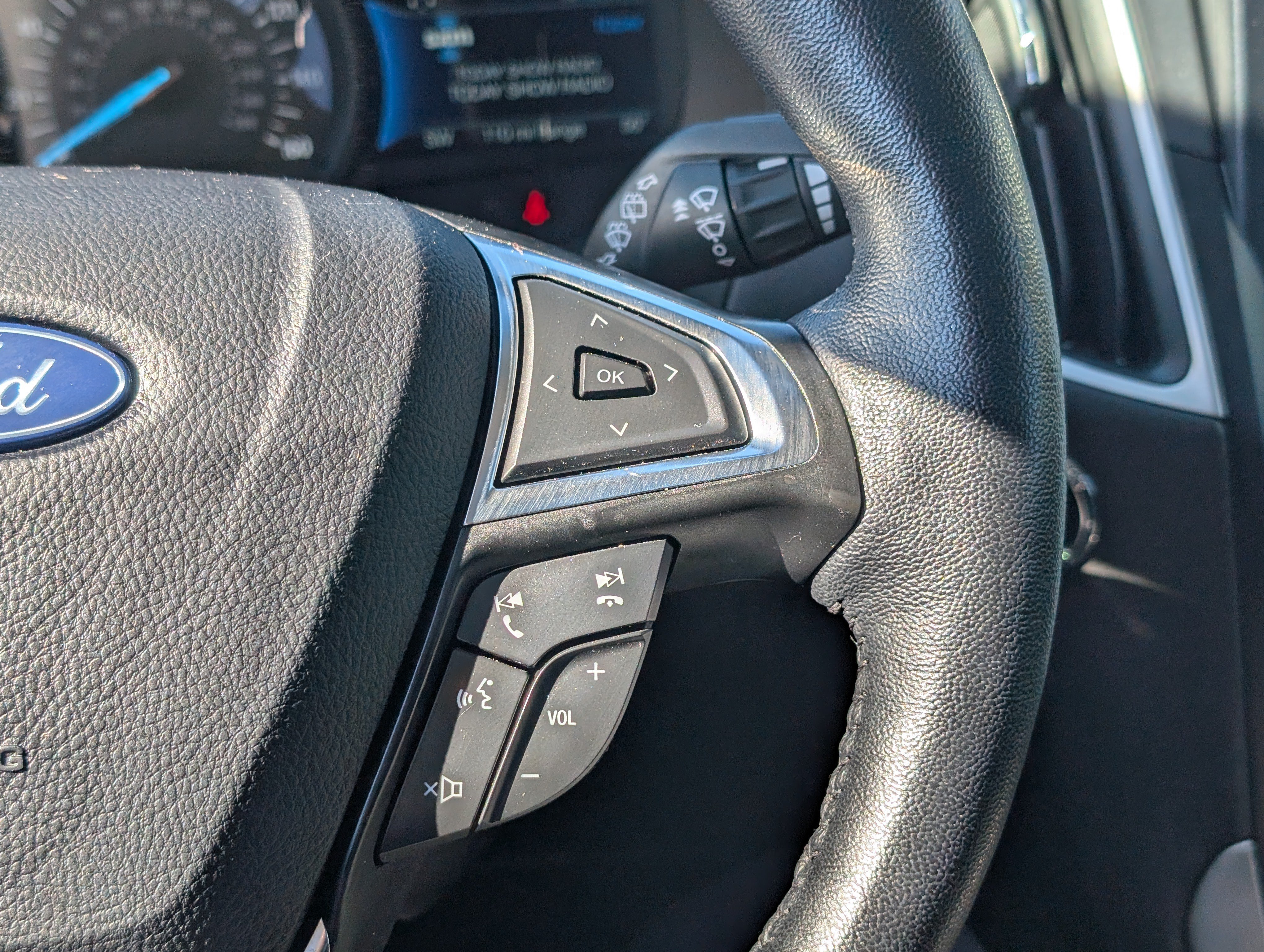 Certified 2024 Ford Edge SEL w/ Convenience Package AWD/4WD image 26