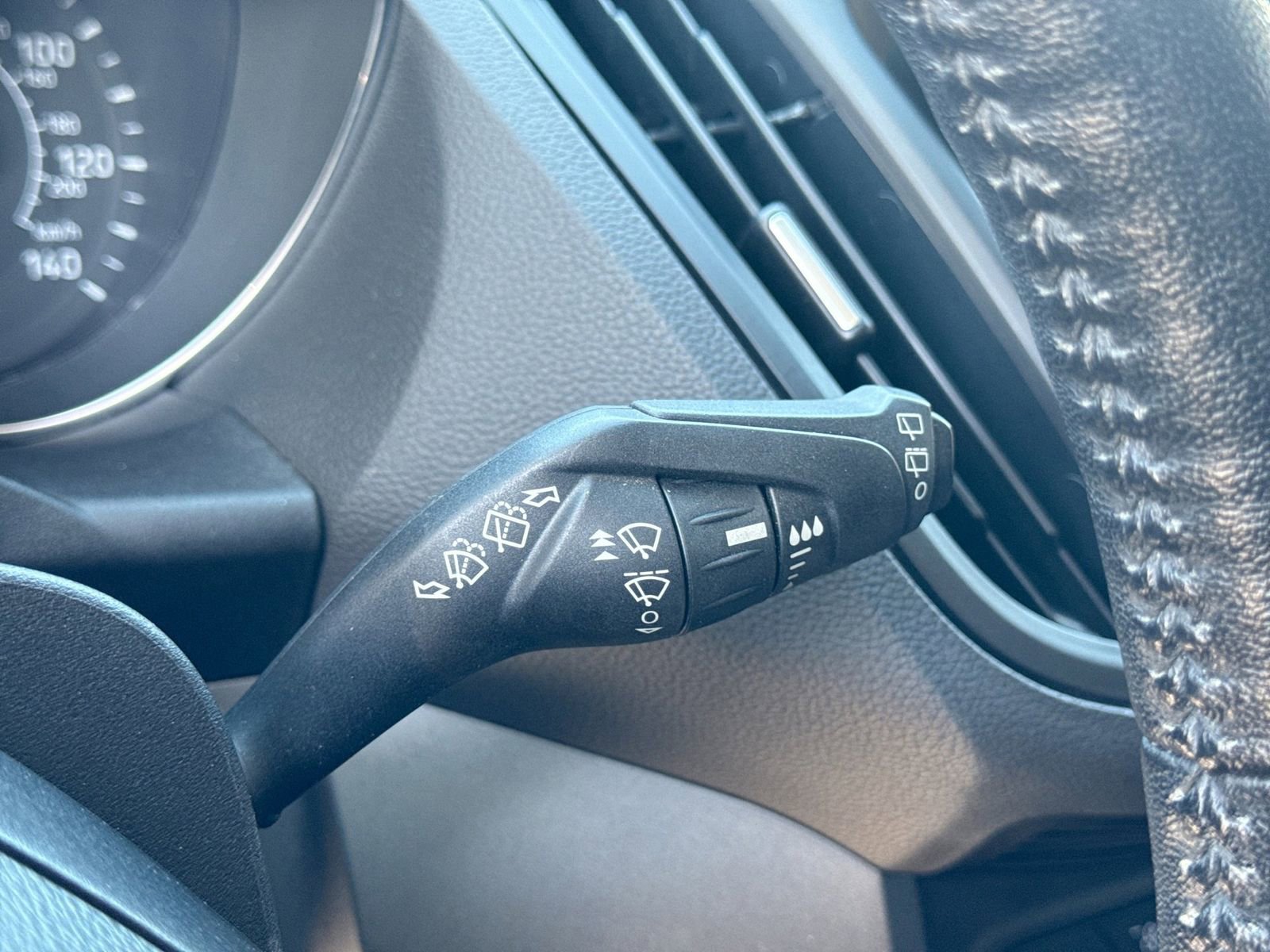 Certified 2018 Ford Escape SEL AWD/4WD image 26