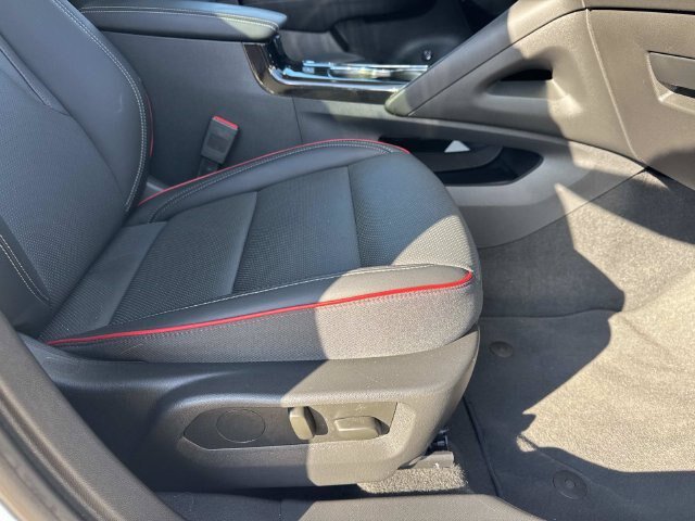 Used 2023 Buick Envision Essence w/ Sport Touring Package AWD/4WD image 13