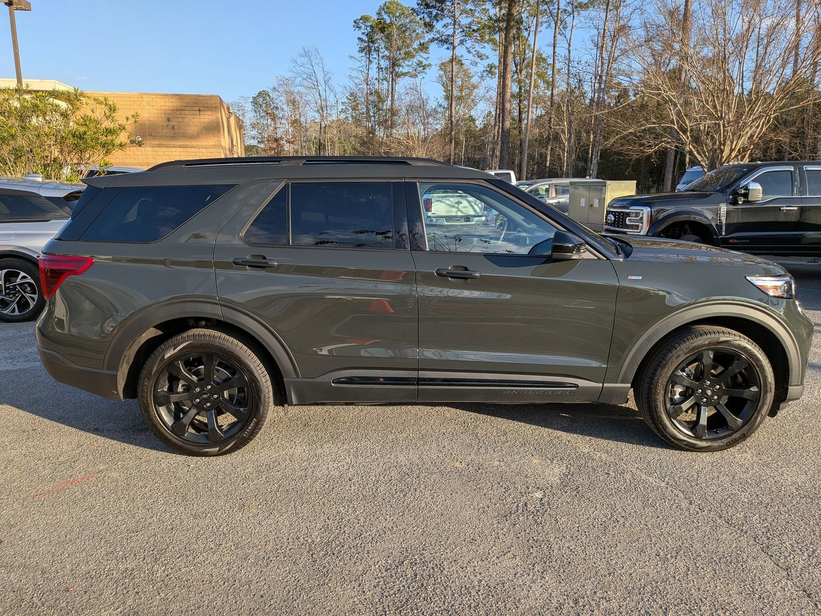 Certified 2023 Ford Explorer ST-Line w/ Class IV Trailer Tow Package image 6