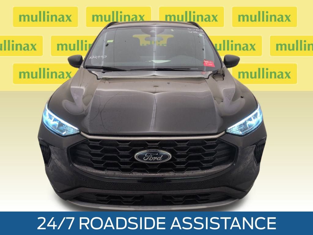 Certified 2024 Ford Escape ST-Line w/ Tech Pack #1 image 14