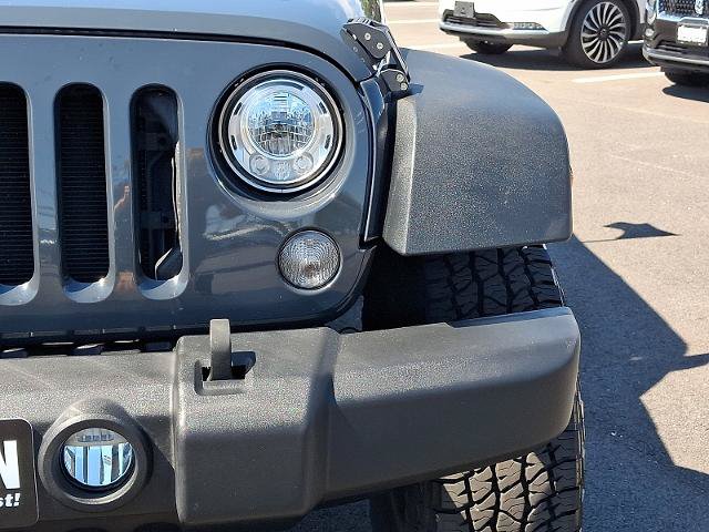 Used 2018 Jeep Wrangler Unlimited Sport w/ Connectivity Group AWD/4WD image 9