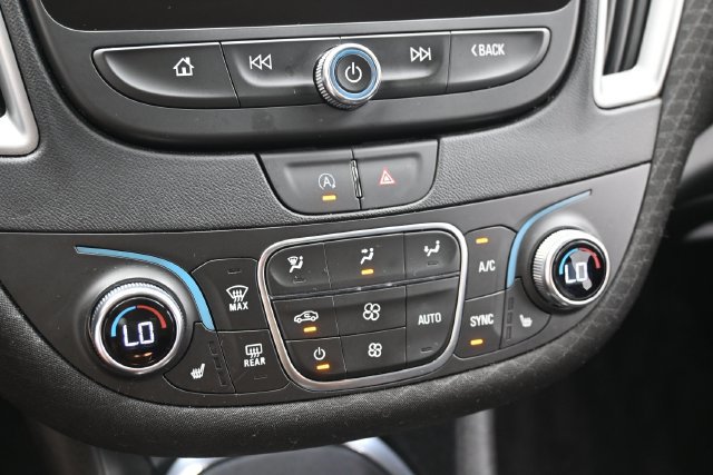 Used 2025 Chevrolet Malibu LT FWD image 24