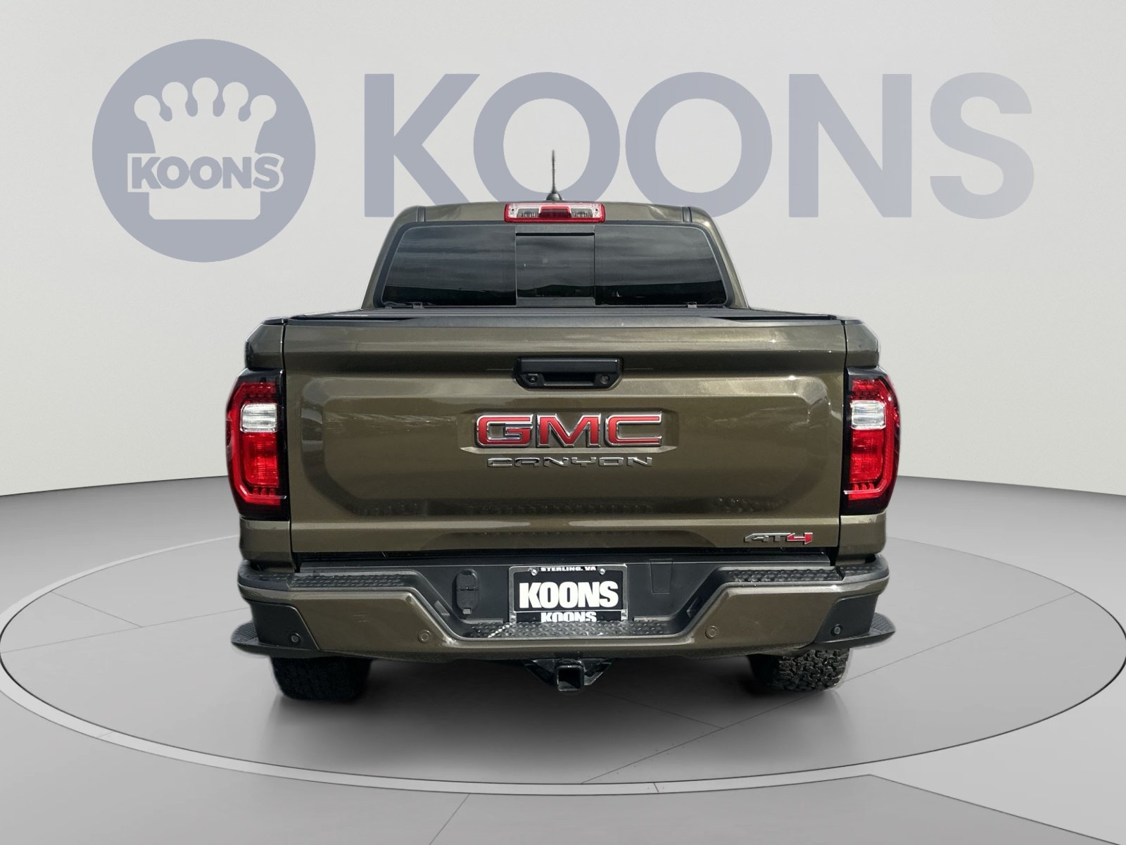 Used 2023 GMC Canyon AT4 w/ AT4 Premium Package AWD/4WD image 10