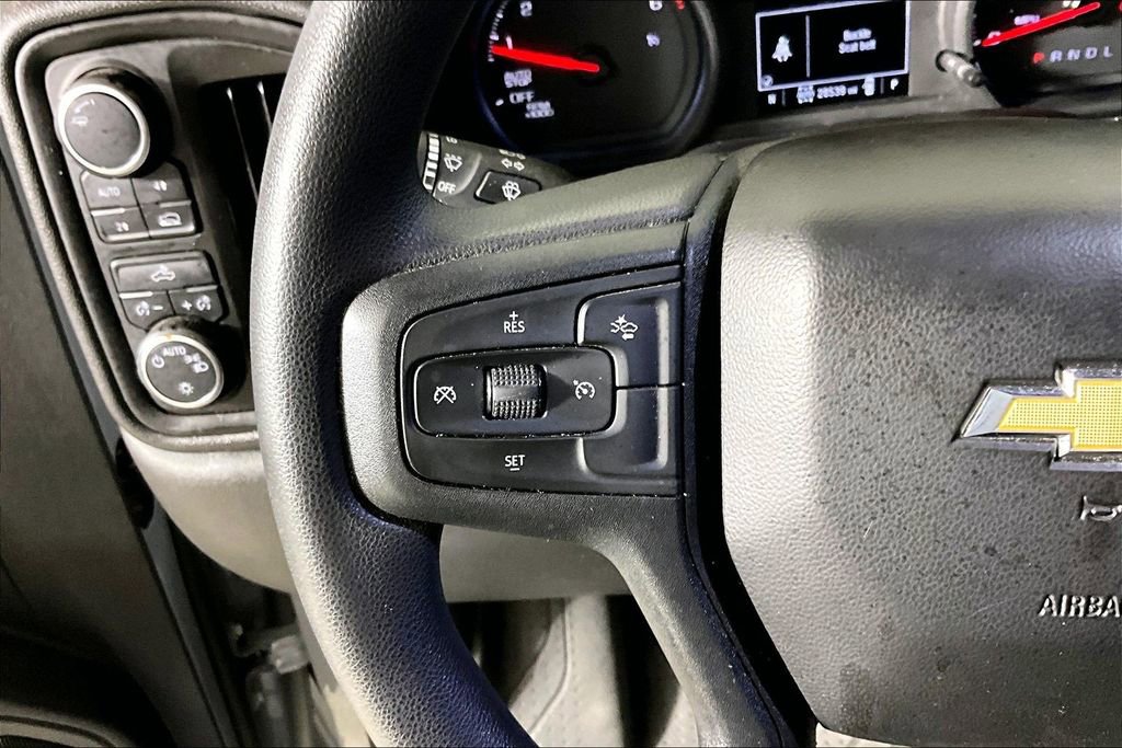 Used 2025 Chevrolet Silverado 1500 Custom image 14