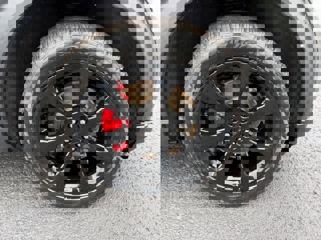 Certified 2023 Ford Explorer ST w/ Equipment Group 401A image 9