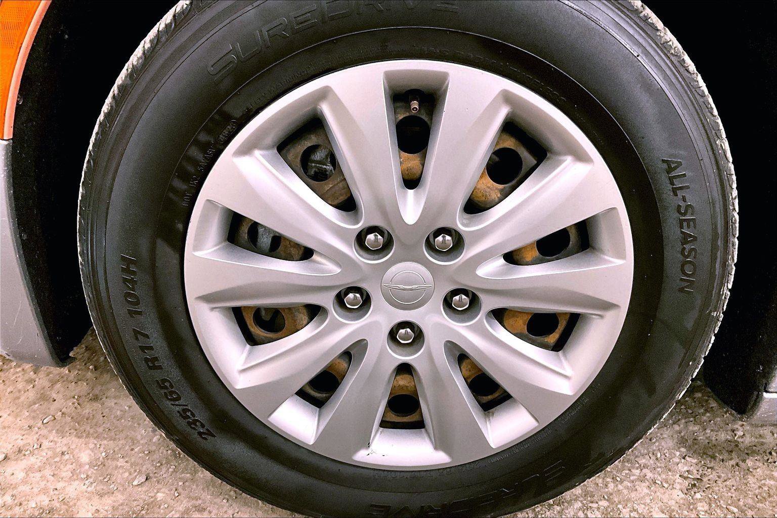 Used 2020 Chrysler Voyager L image 8