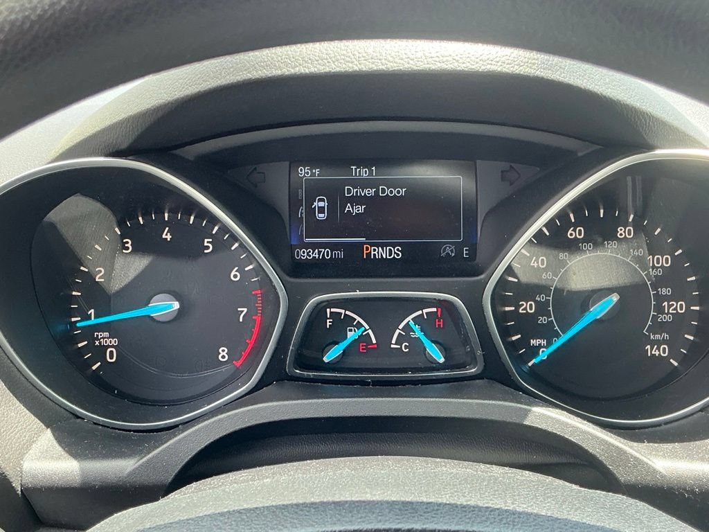 Certified 2019 Ford Escape SE FWD image 28