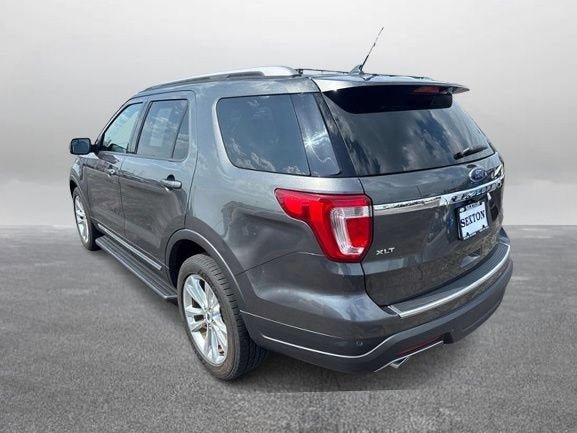 Certified 2018 Ford Explorer XLT w/ Equipment Group 202A AWD/4WD image 7