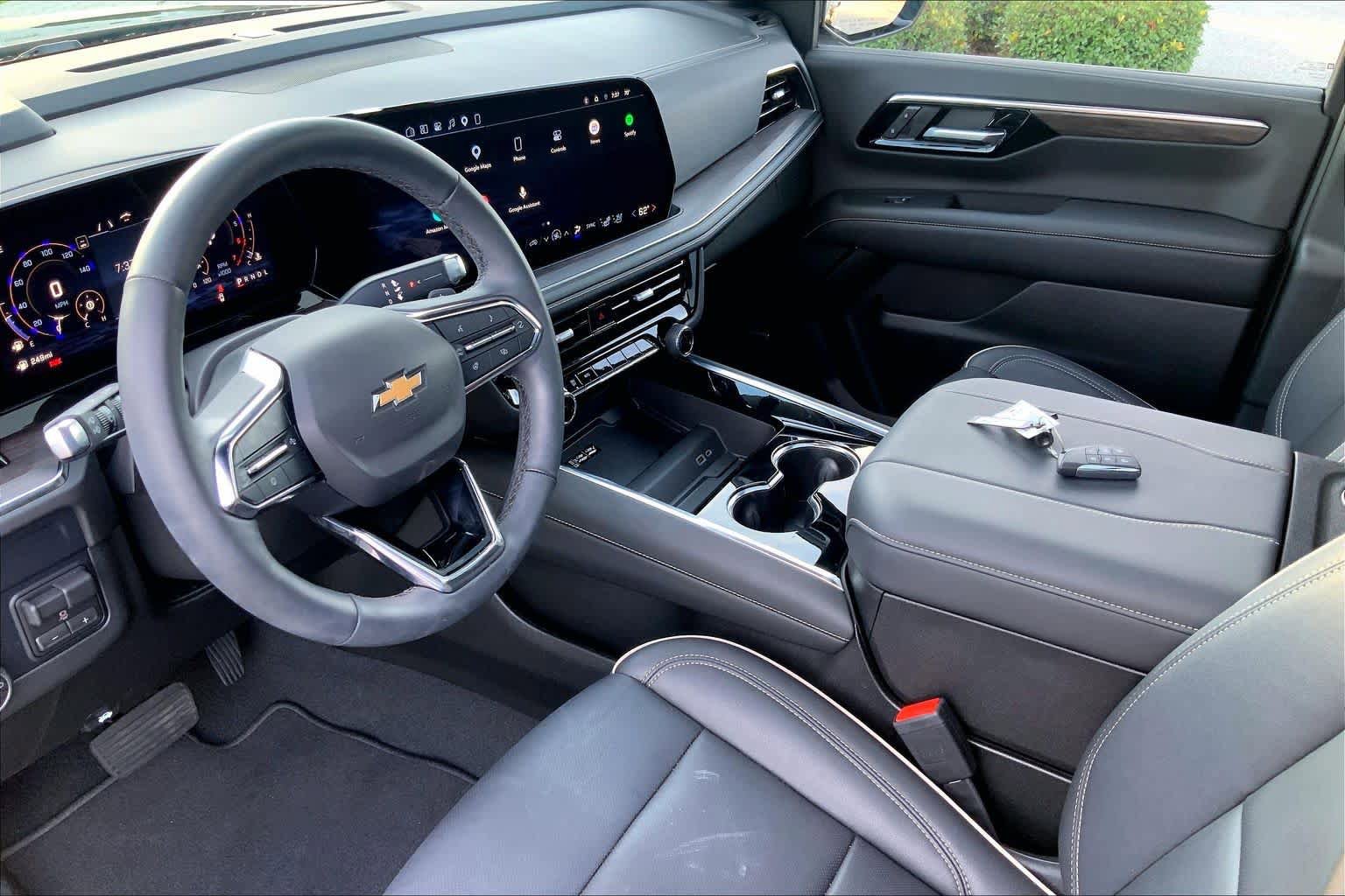 Used 2026 Chevrolet Tahoe Premier w/ Sun And Tow Package RWD image 16