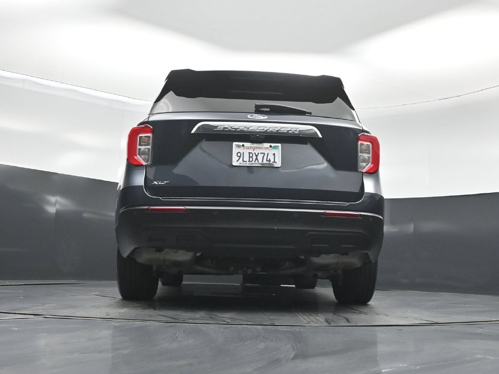 Certified 2023 Ford Explorer XLT RWD image 48