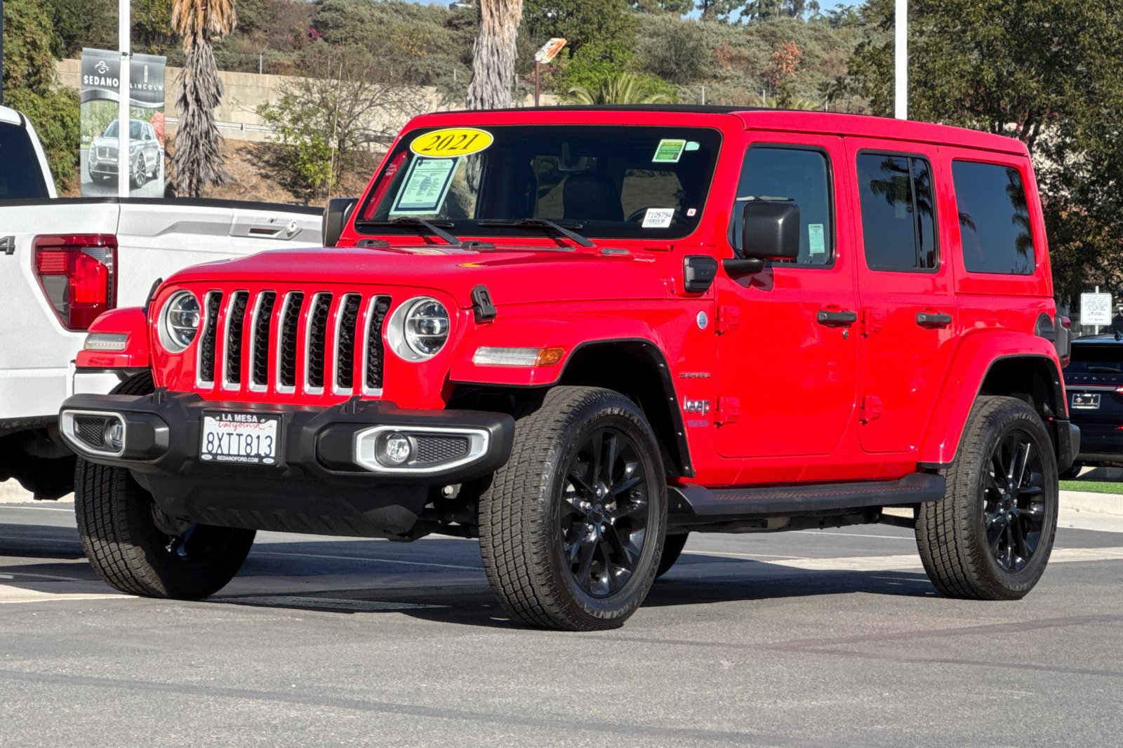 Used 2021 Jeep Wrangler Unlimited Sahara AWD/4WD image 7