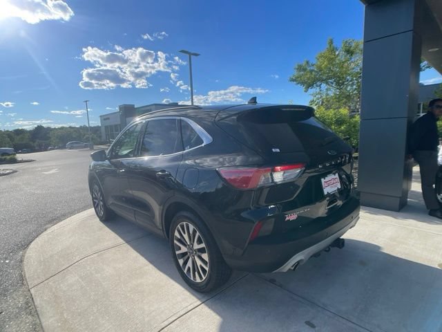 Certified 2020 Ford Escape Titanium AWD/4WD image 6