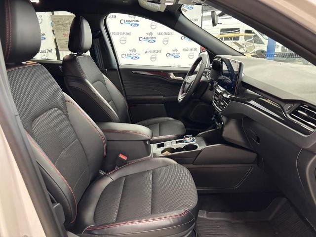 Certified 2025 Ford Escape ST-Line w/ Tech Pack #1 image 15