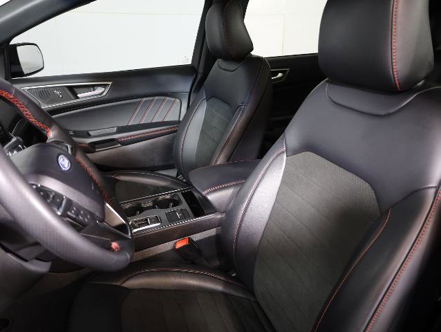 Certified 2024 Ford Edge ST-Line AWD/4WD image 8