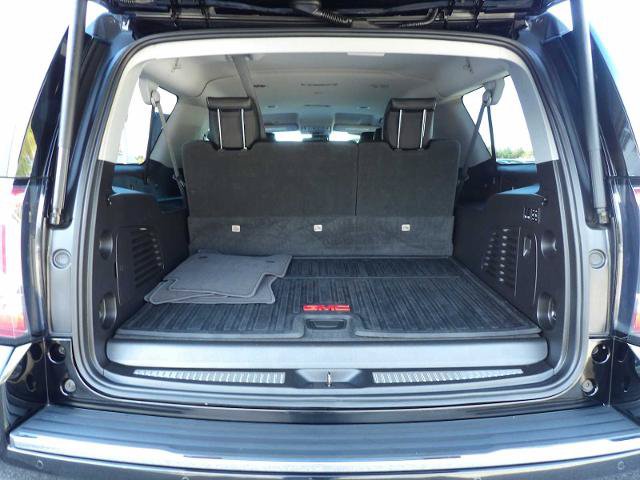 Used 2018 GMC Yukon XL Denali w/ Enhanced Security Package AWD/4WD image 13