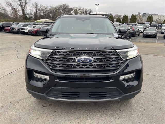 Certified 2023 Ford Explorer XLT w/ Equipment Group 202A image 8