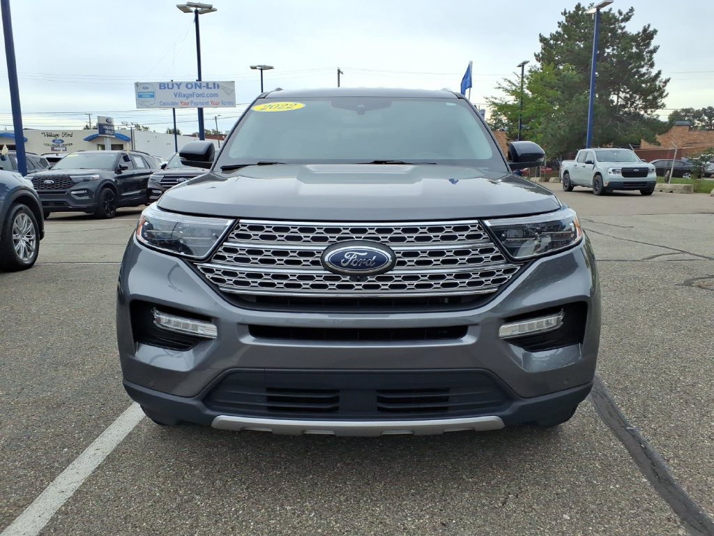 Certified 2022 Ford Explorer Limited w/ Equipment Group 301A AWD/4WD image 3