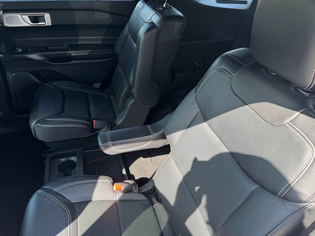 Certified 2020 Ford Explorer ST w/ Premium Technology Package AWD/4WD image 10
