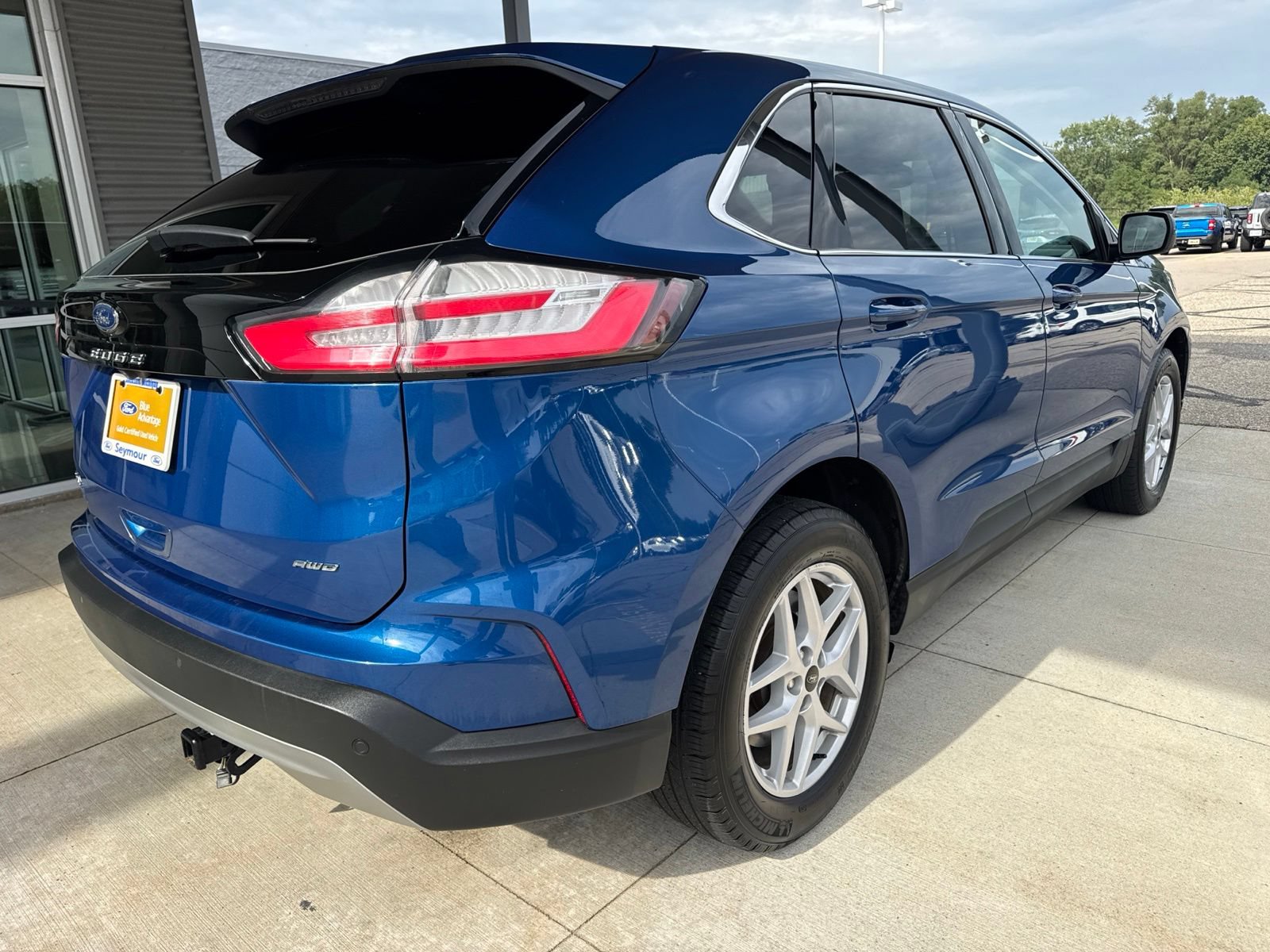Certified 2024 Ford Edge SEL w/ Convenience Package AWD/4WD image 8
