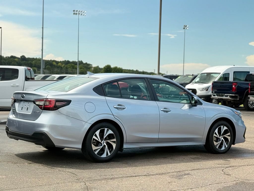 Used 2025 Subaru Legacy Premium AWD/4WD image 28