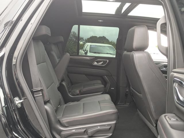 Used 2022 Chevrolet Tahoe RST w/ Luxury Package RWD image 28