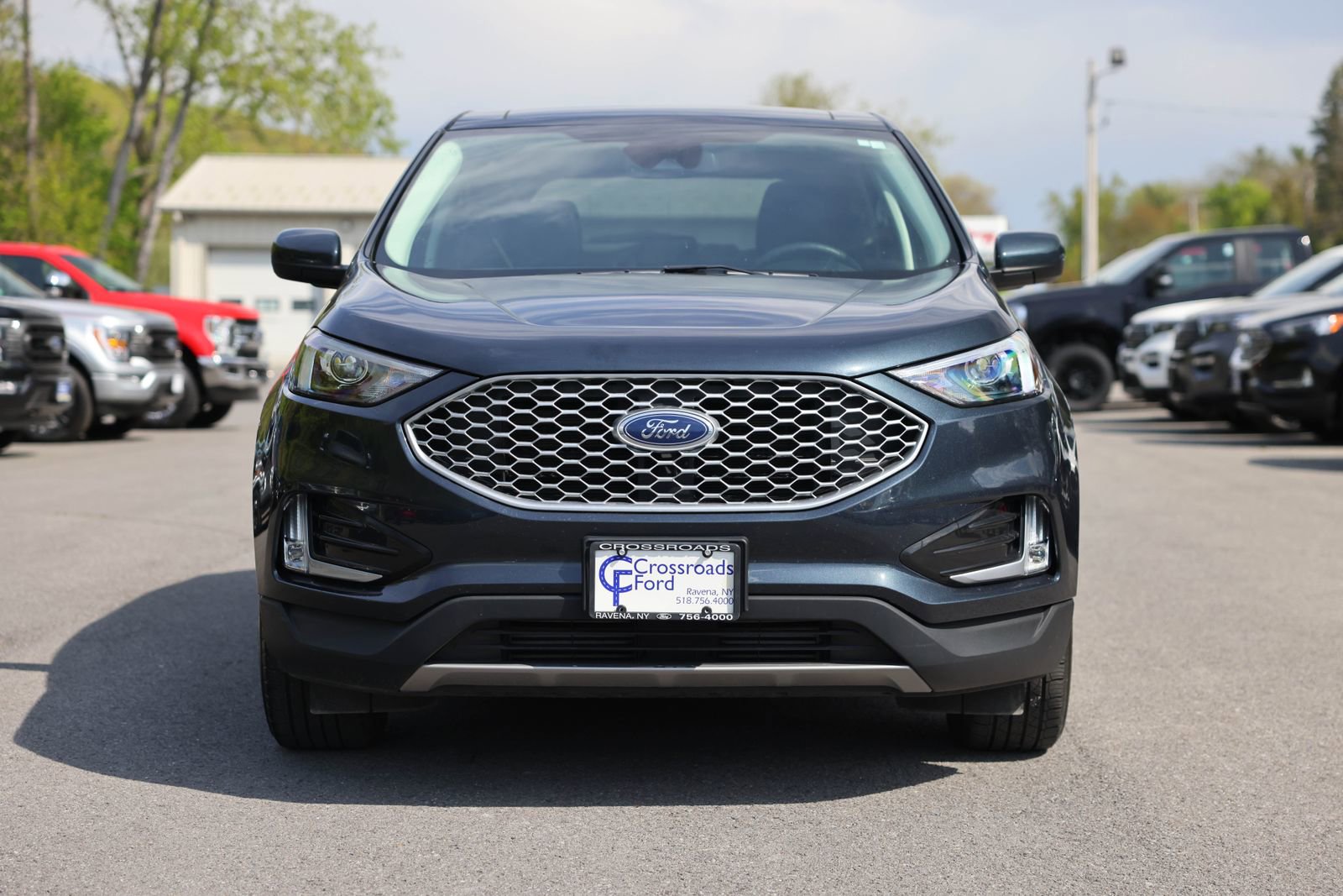 Certified 2024 Ford Edge SEL w/ Convenience Package AWD/4WD image 2