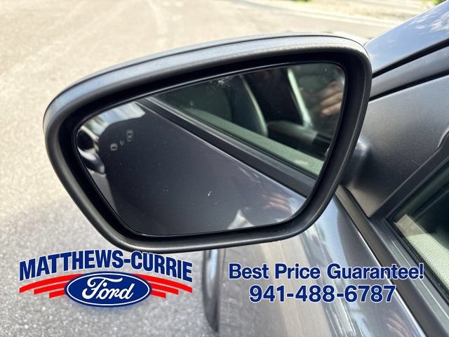 Certified 2025 Ford Escape ST-Line AWD/4WD image 8
