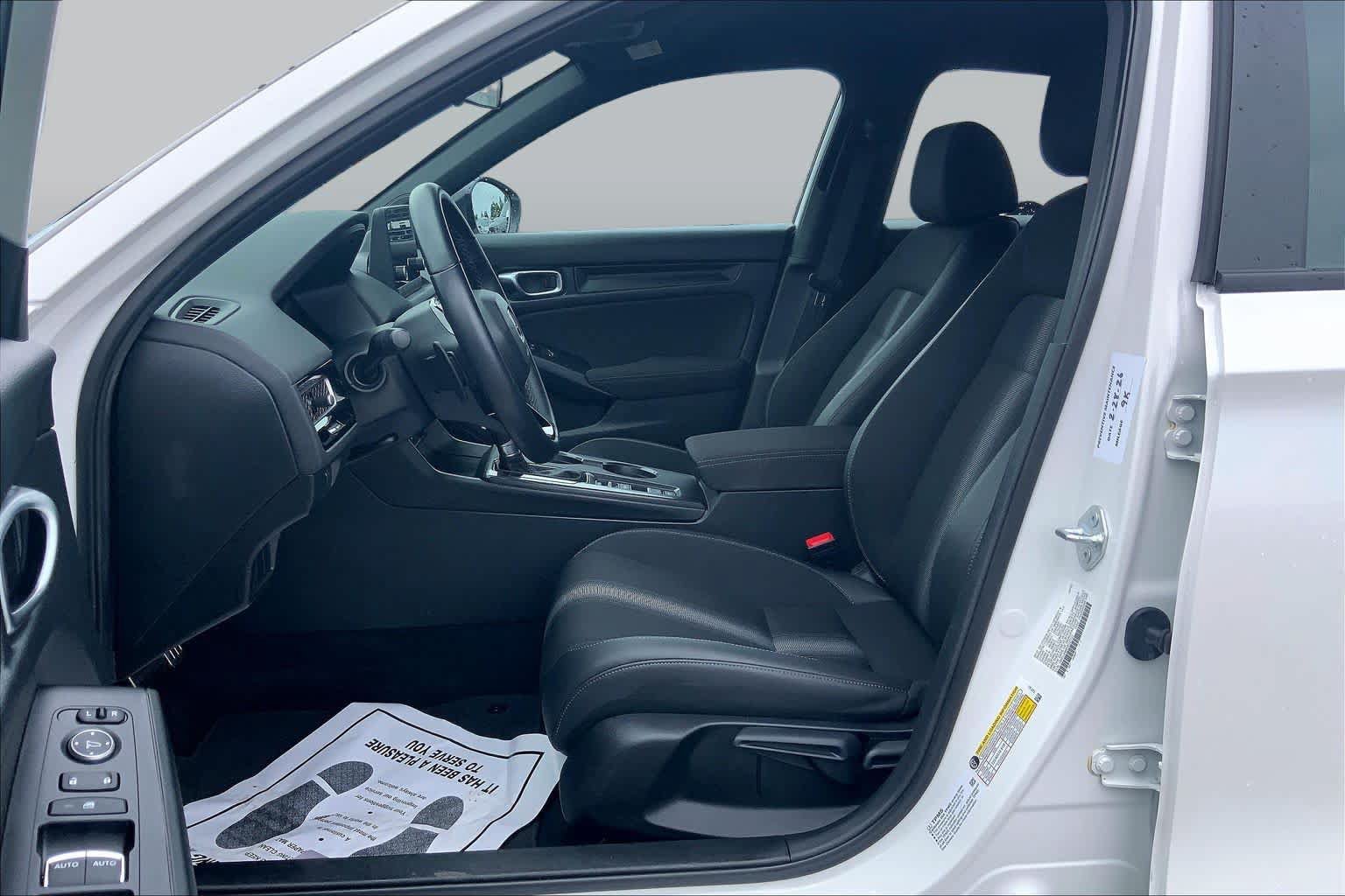 Used 2025 Honda Civic Sport image 8