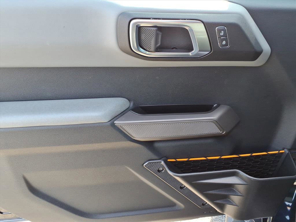 Certified 2021 Ford Bronco Badlands image 9