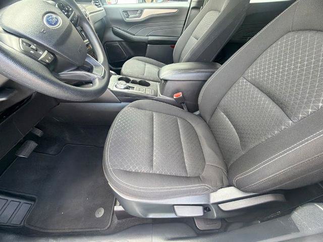 Certified 2025 Ford Escape Active AWD/4WD image 17