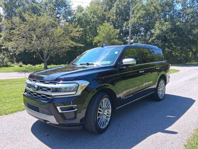 Certified 2023 Ford Expedition Platinum AWD/4WD image 3