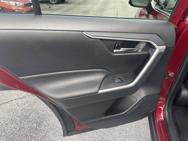 Used 2022 Toyota RAV4 XLE Premium image 13