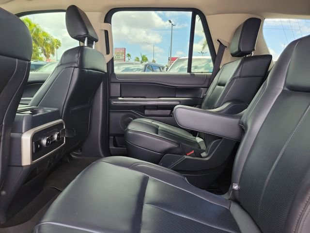 Certified 2024 Ford Expedition XLT RWD image 9