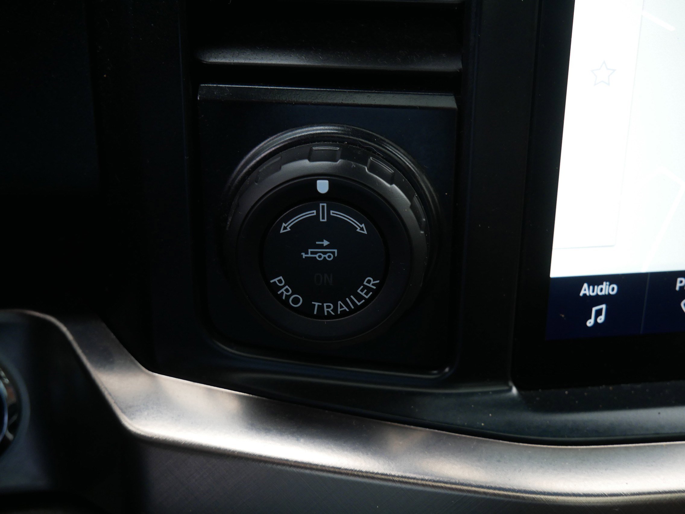 Certified 2024 Ford F350 King Ranch image 32