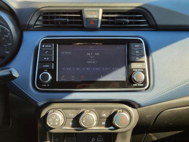 Used 2025 Nissan Versa SV image 19