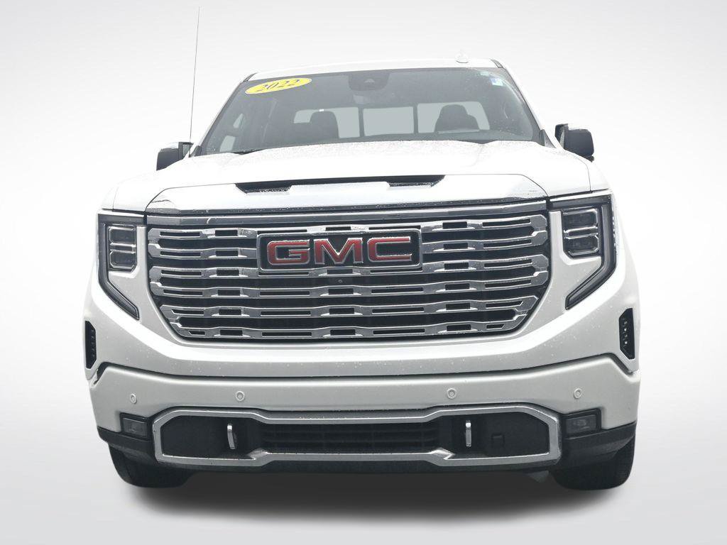 Used 2022 GMC Sierra 1500 Denali w/ Denali Reserve Package RWD image 2