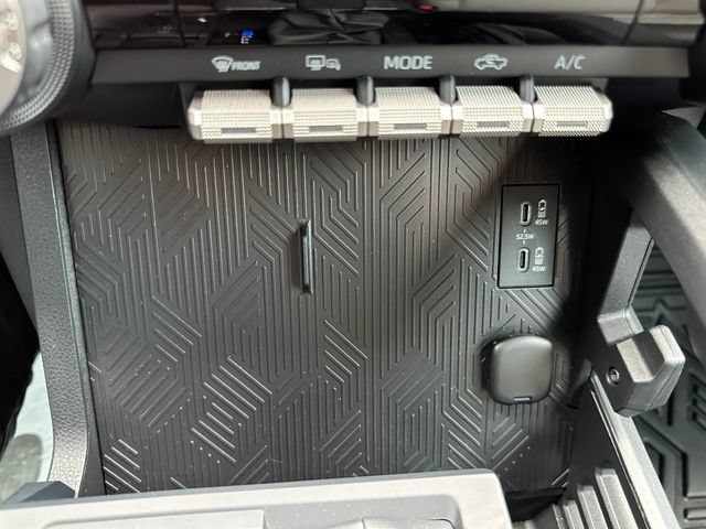 Used 2024 Toyota Tacoma TRD Sport AWD/4WD image 69
