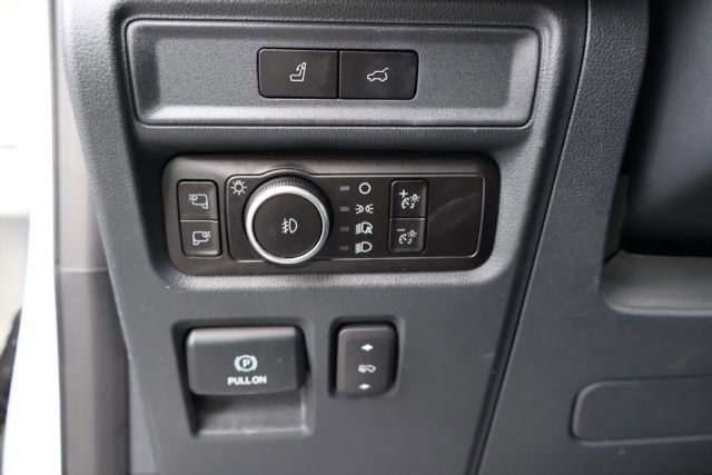 Certified 2023 Ford Expedition Max Platinum image 13