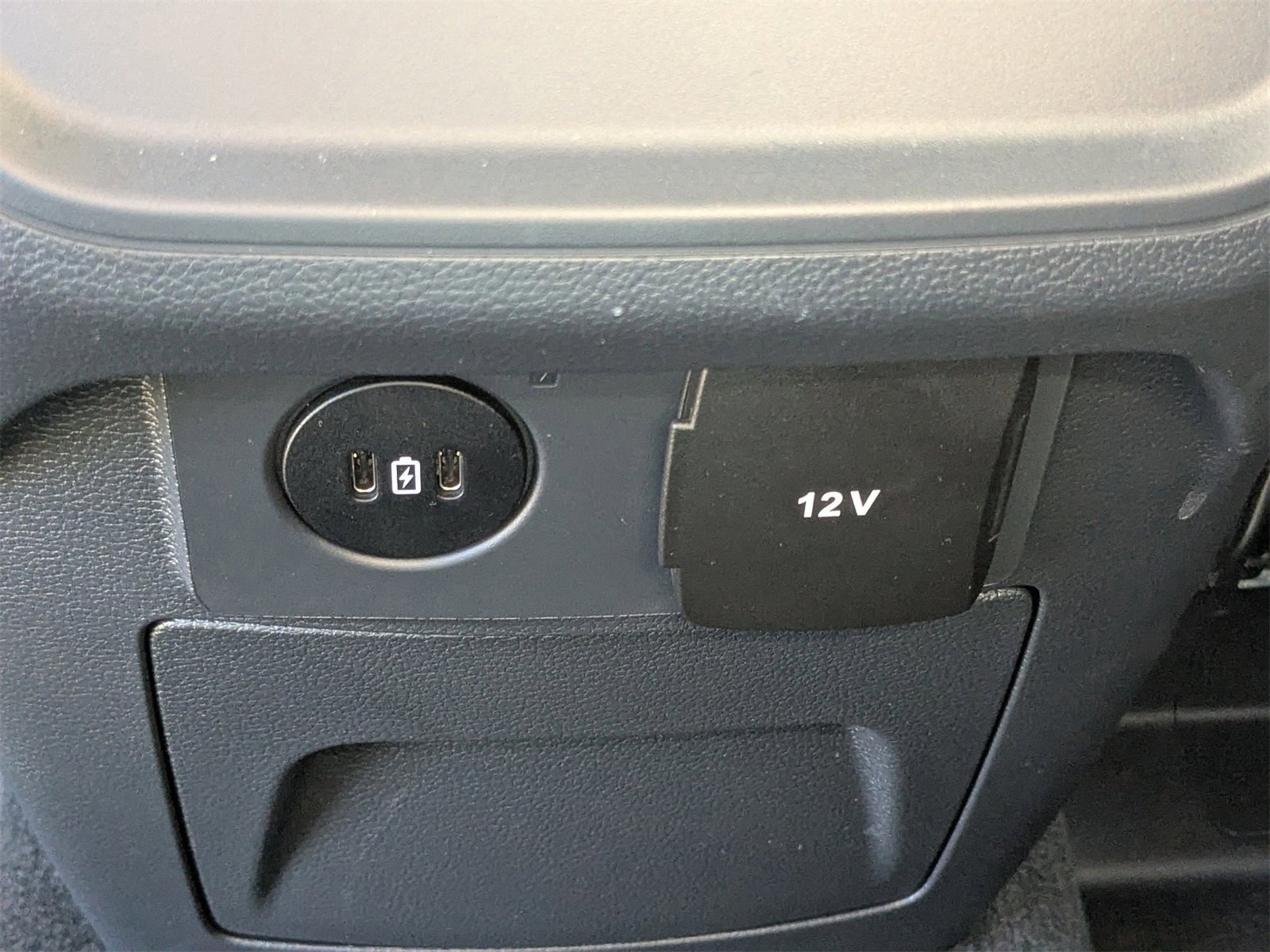 Certified 2025 Ford Explorer Active image 16