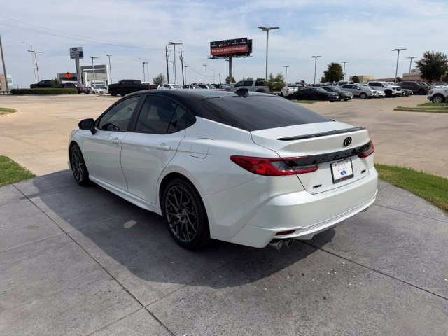Used 2025 Toyota Camry XSE FWD image 5