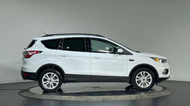 Certified 2018 Ford Escape SE AWD/4WD image 11