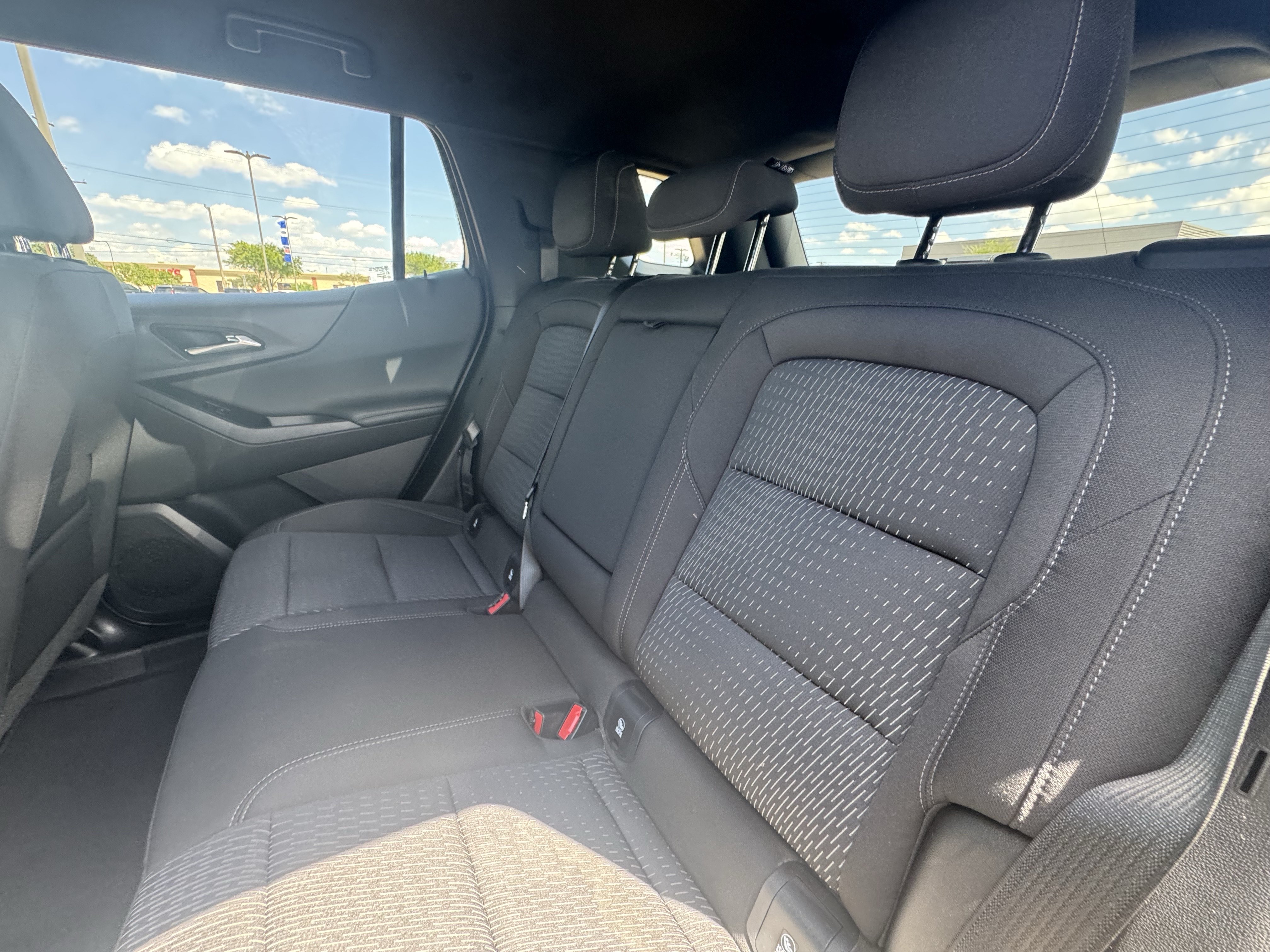 Used 2025 Chevrolet Equinox LT w/ Midnight Edition FWD image 25
