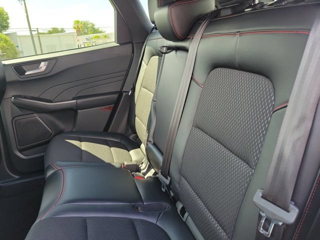Certified 2025 Ford Escape ST-Line w/ Equipment Group 301A FWD image 17